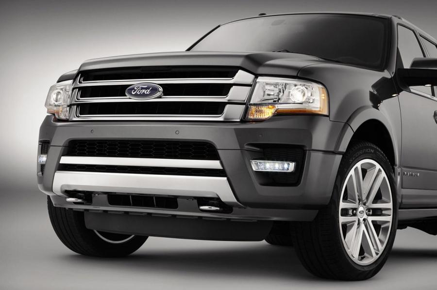  Ford Expedition 2015 года  (фото 5 из 9)